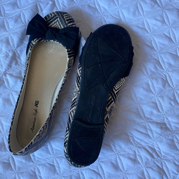 2/15$ AMERICAN EAGLE Size 7 - Picture 3 of 3